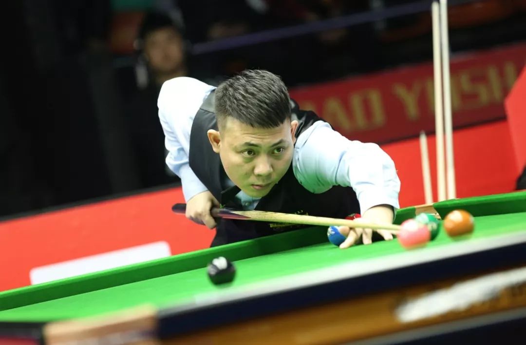 职业足球中 职业足球中