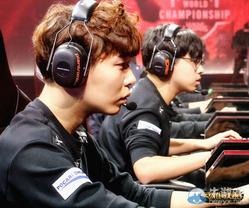 样面临压力 样面临压力