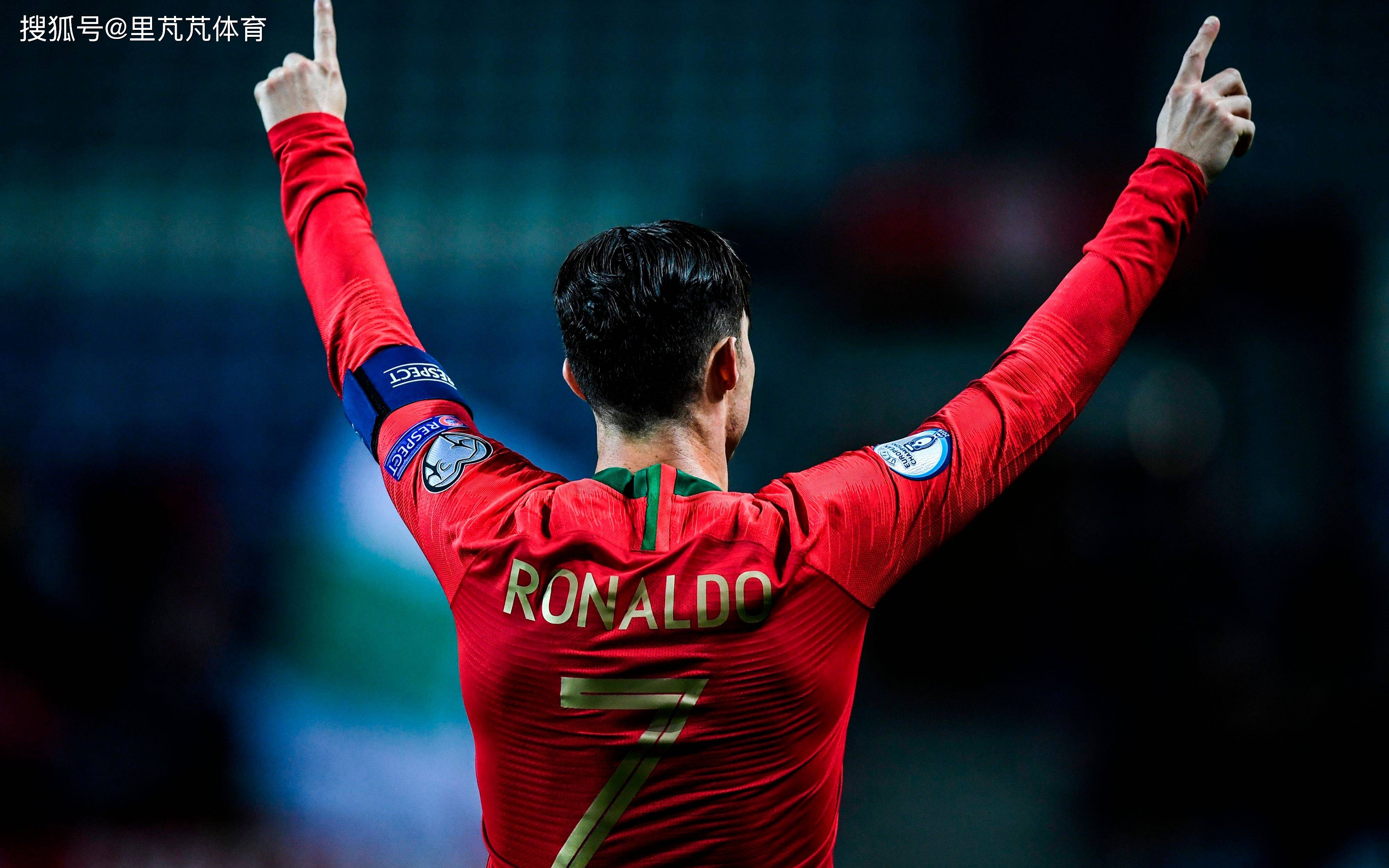 被舆论裹挟 被舆论裹挟